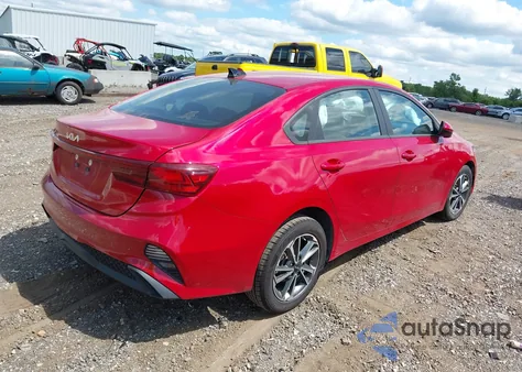 2023 Kia Forte Lxs z USA, uszkodzony, nr VIN 3KPF24AD0PE583507